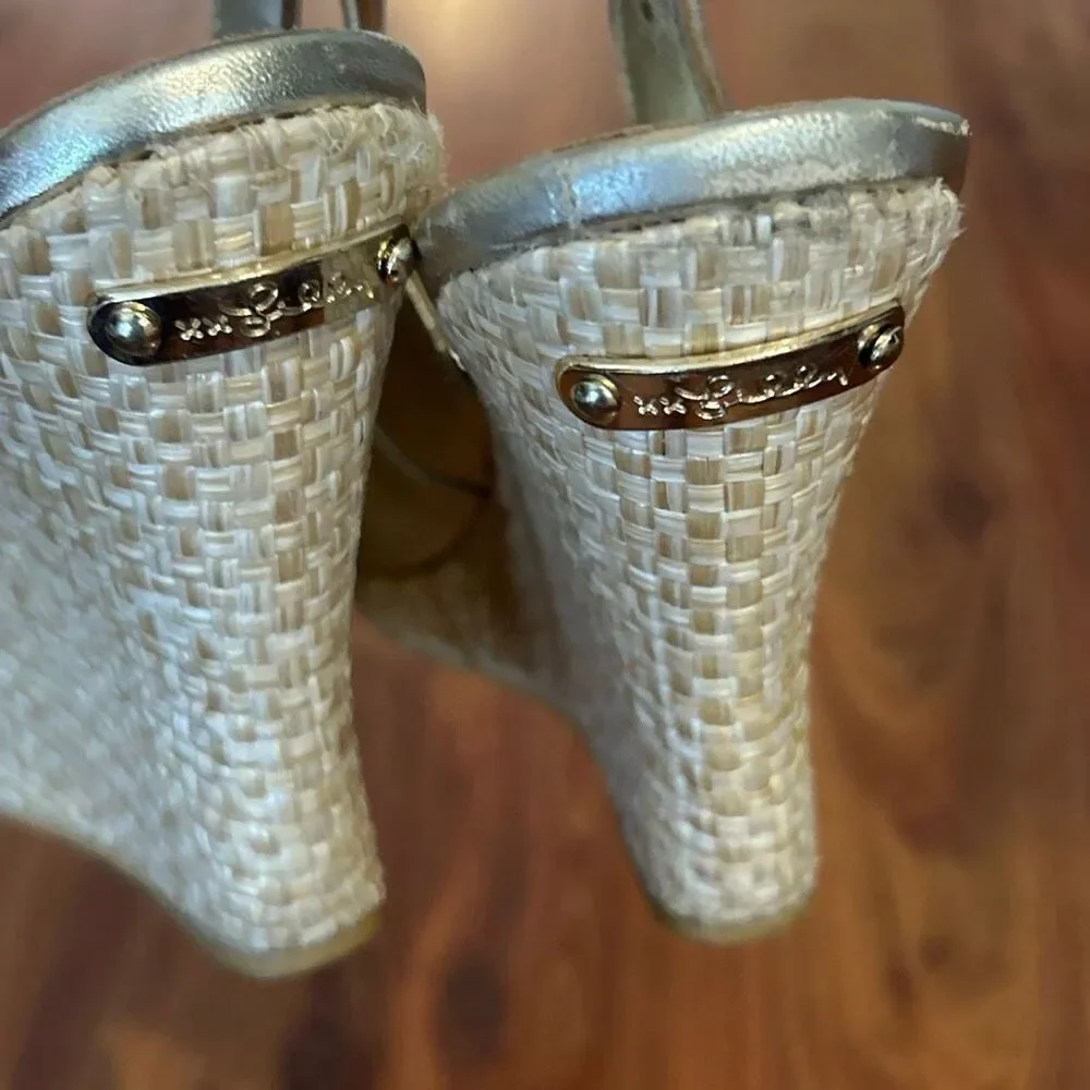 Lilly Pulitzer gold leather raffia wedges peep toe size 8